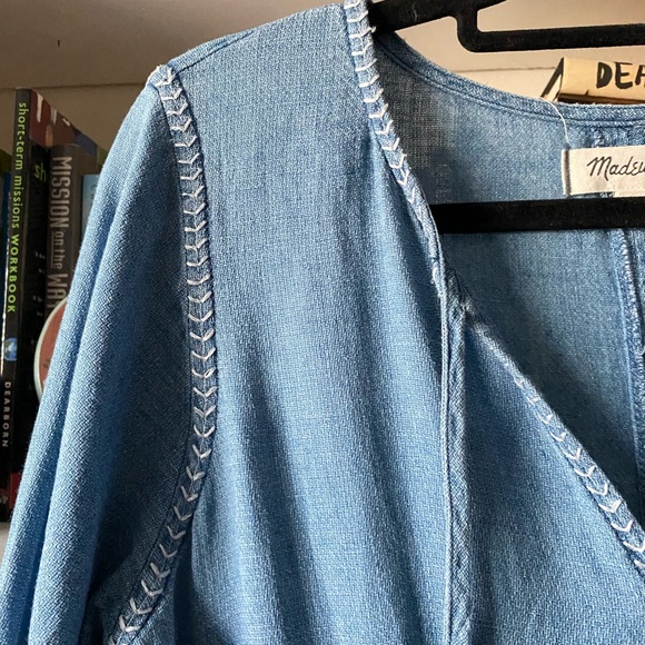 Madewell | Denim Chambray Indigo Peasant Dress - Picture 4 of 13